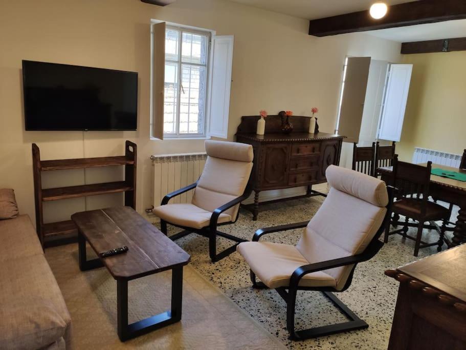Casa Carmina: Casa Para Pequenos Grupos En El Corazon De Galicia O Irixo Exteriér fotografie